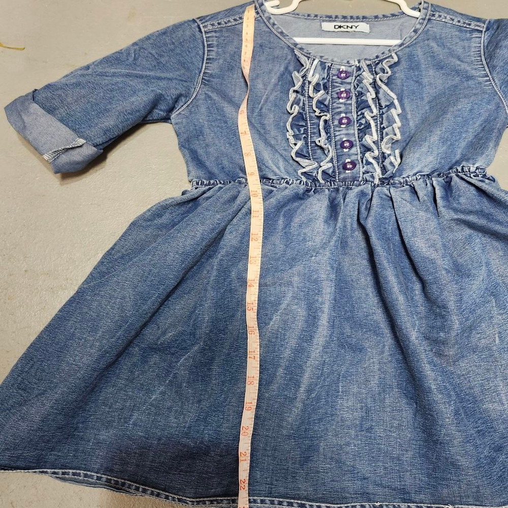 Girls DKNY Casual Denim Dress Size 6 Blue with Purple Buttons B2 - Picture 5 of 5